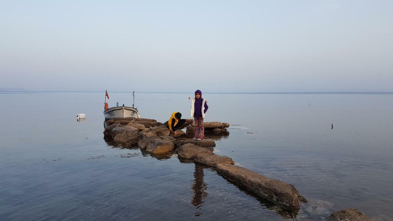 Izmir Tatil Evi Beach Resort Seferihisar Urkmez ภายนอก รูปภาพ